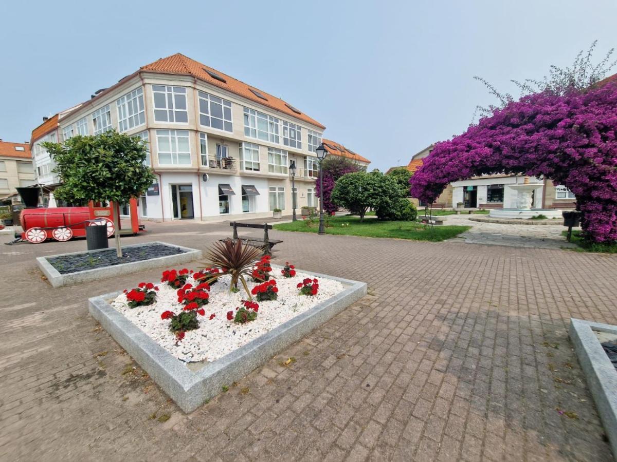 Peregrina Villa Villanueva De Arosa Exterior photo